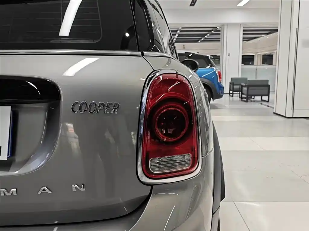 MINI Countryman 2019 — фото 25