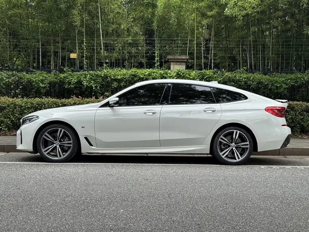 BMW 6 Series GT 2024 — фото 3