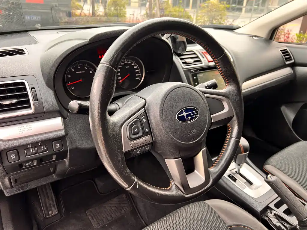 Subaru XV 2016 — фото 10