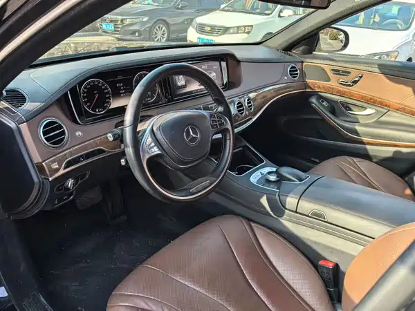 Mercedes-Benz S-Class 2014