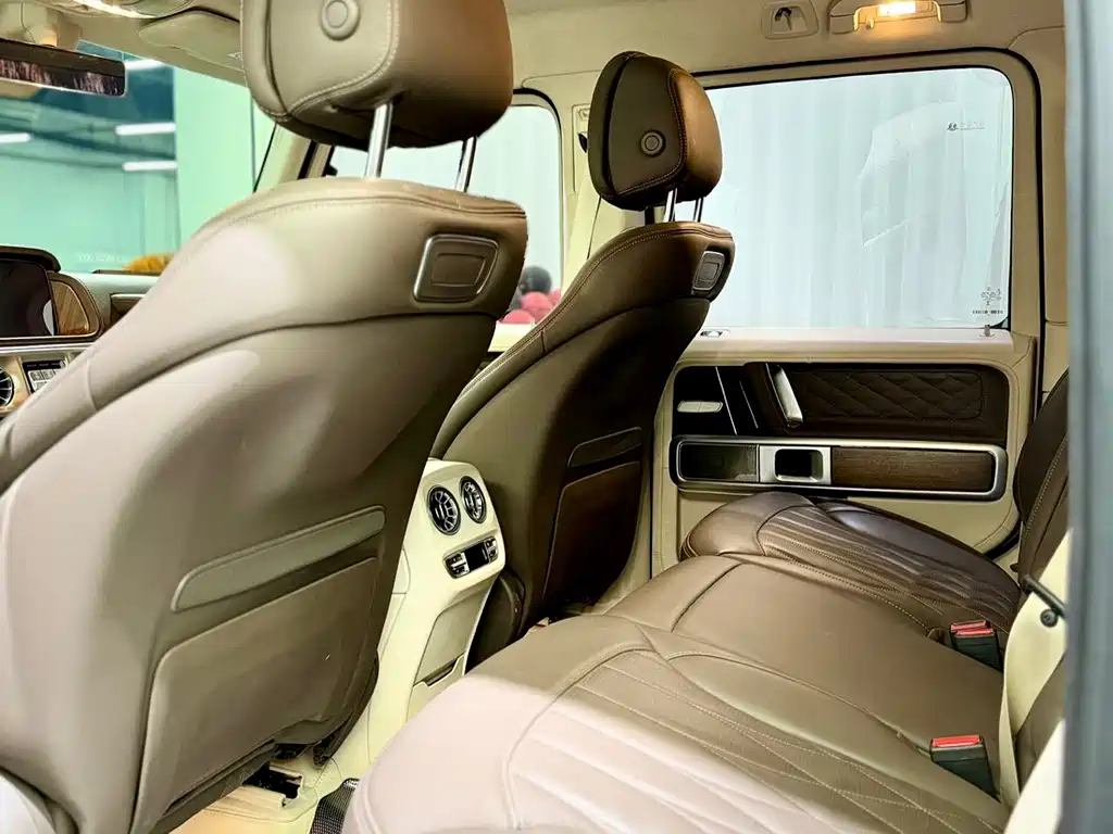 Mercedes-Benz G-Class AMG 2025 — фото 11