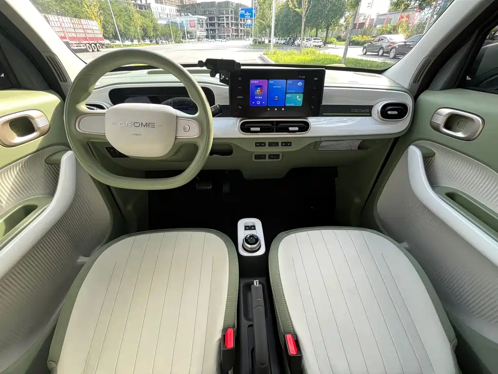 Geely Galaxy Panda 2025