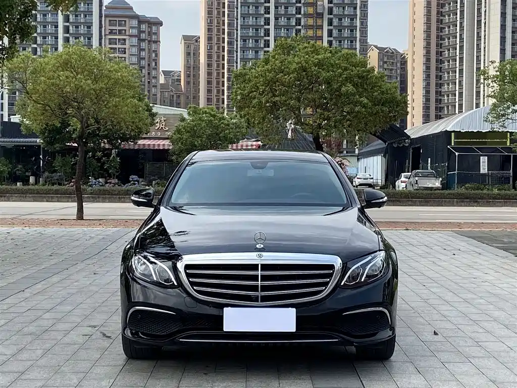 Mercedes-Benz E-Class 2019 — фото 2