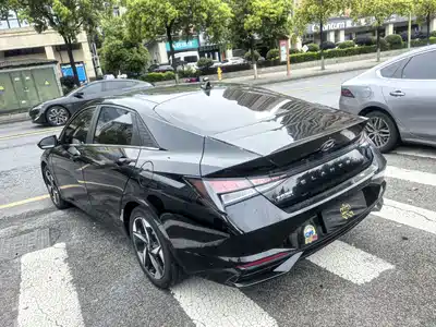 Hyundai Elantra 2021