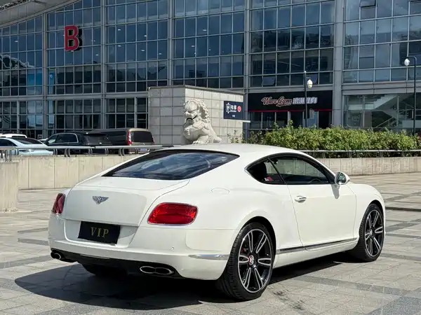 Bentley Continental 2016
