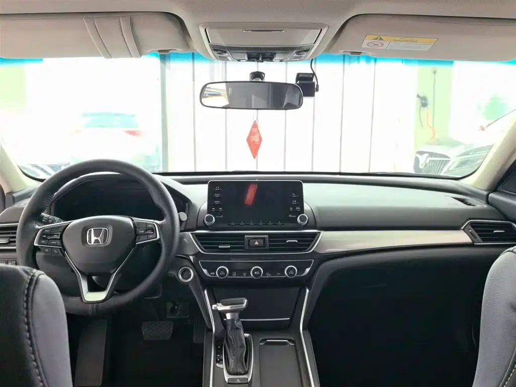 Honda Inspire 2020 — фото 10
