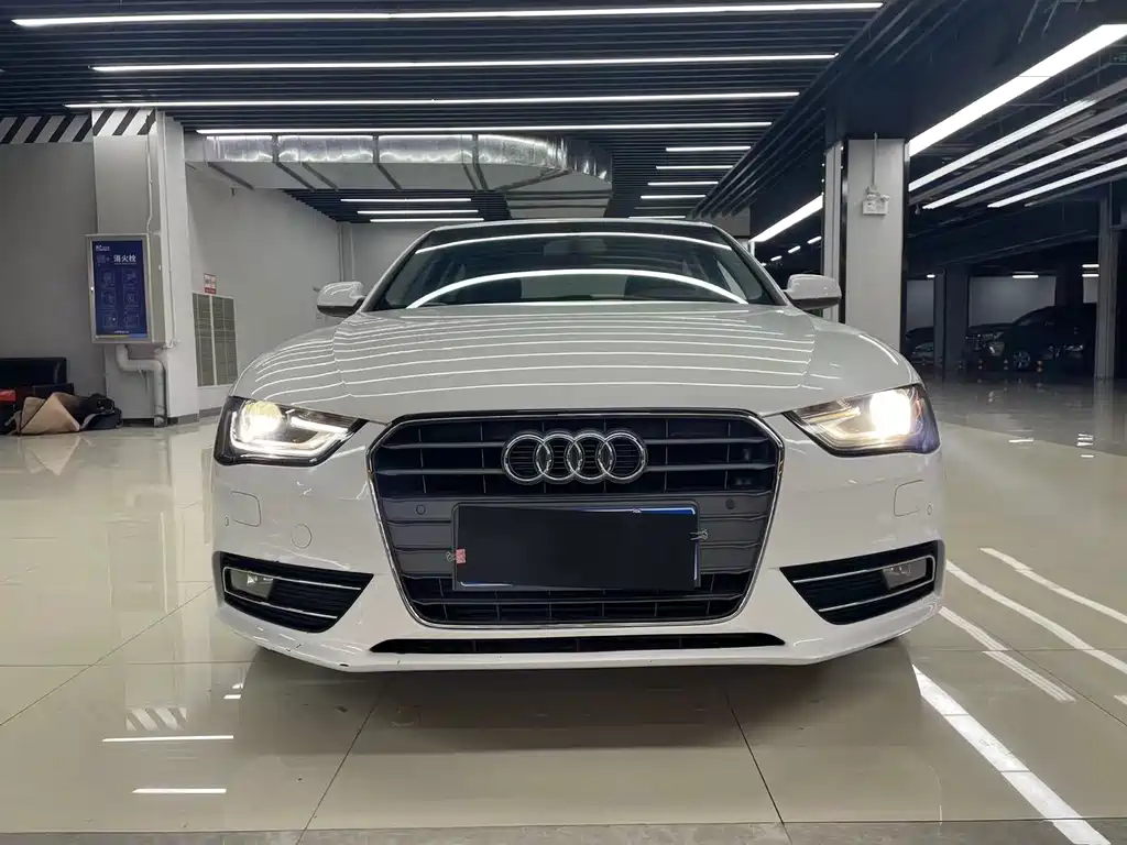 Audi A4L 2015 — фото 2