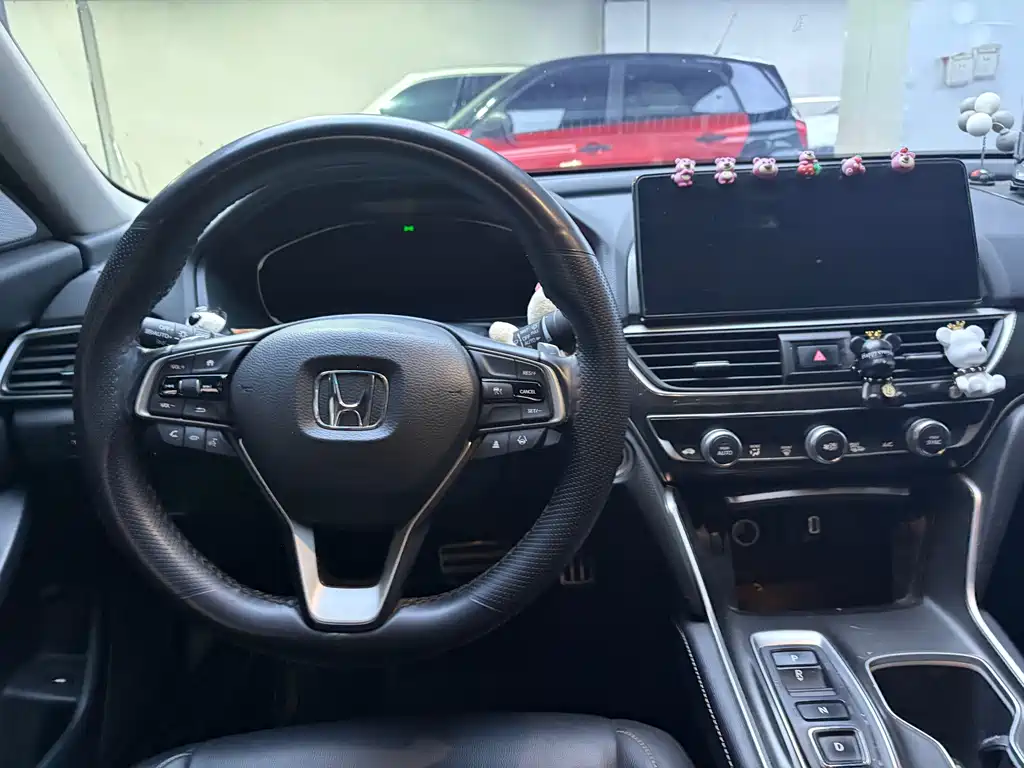 Honda Accord 2023 — фото 9
