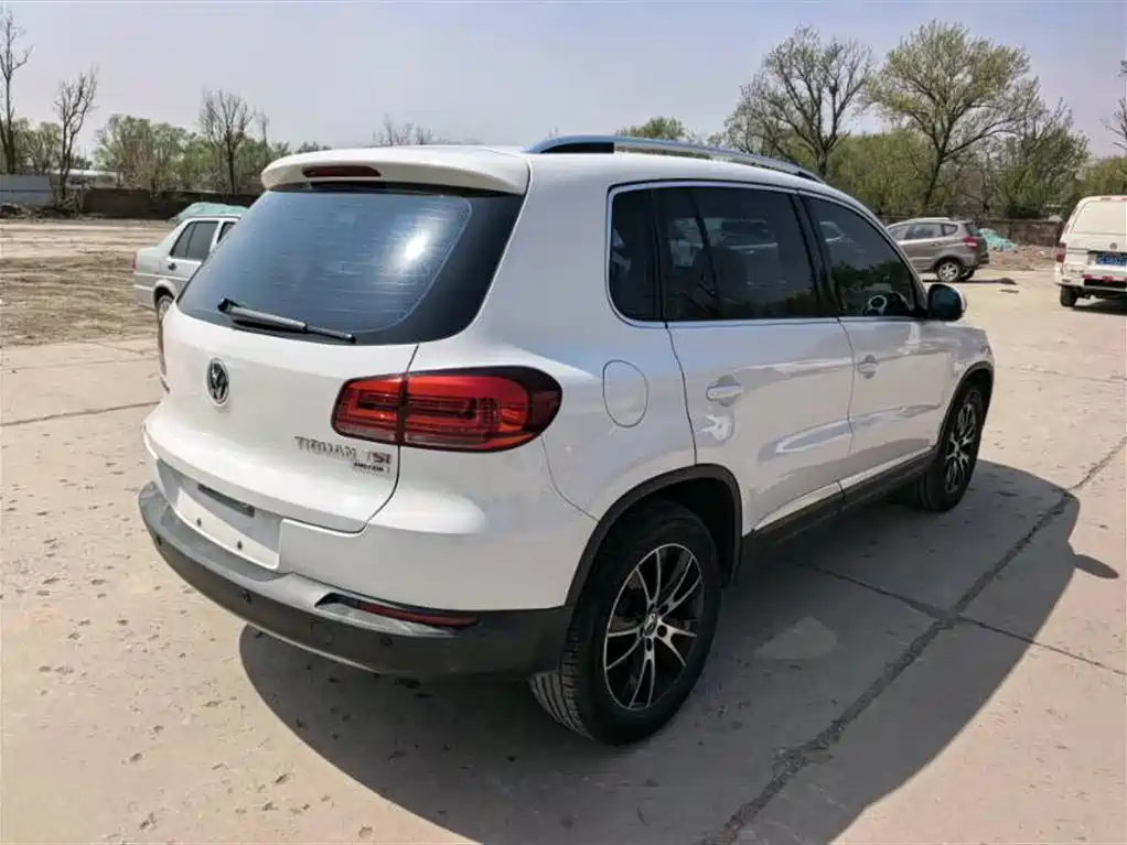 Volkswagen Tiguan 2014 — фото 9