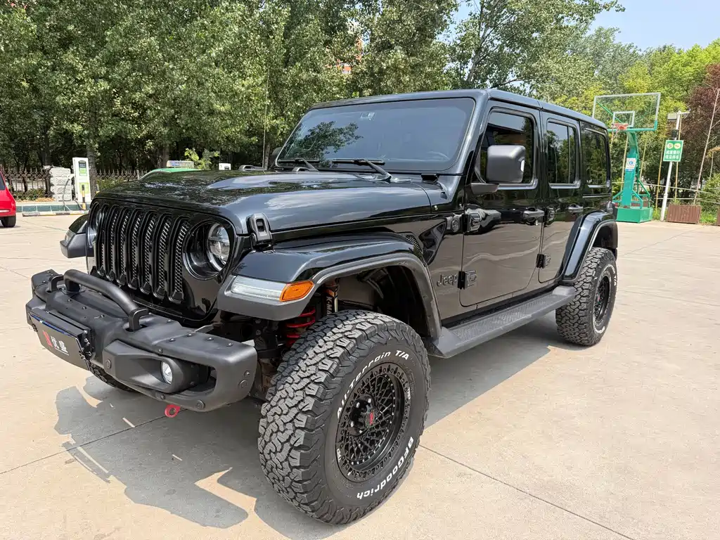 Jeep Wrangler 2022 — фото 1