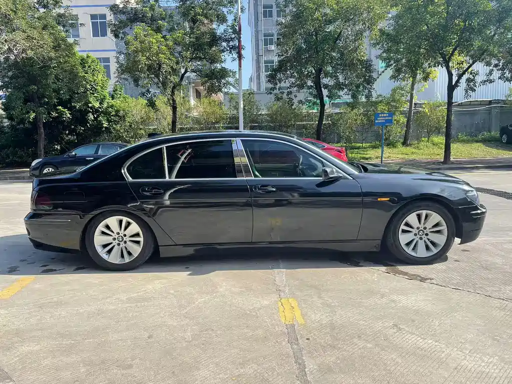 BMW 7 Series 2006 — фото 4