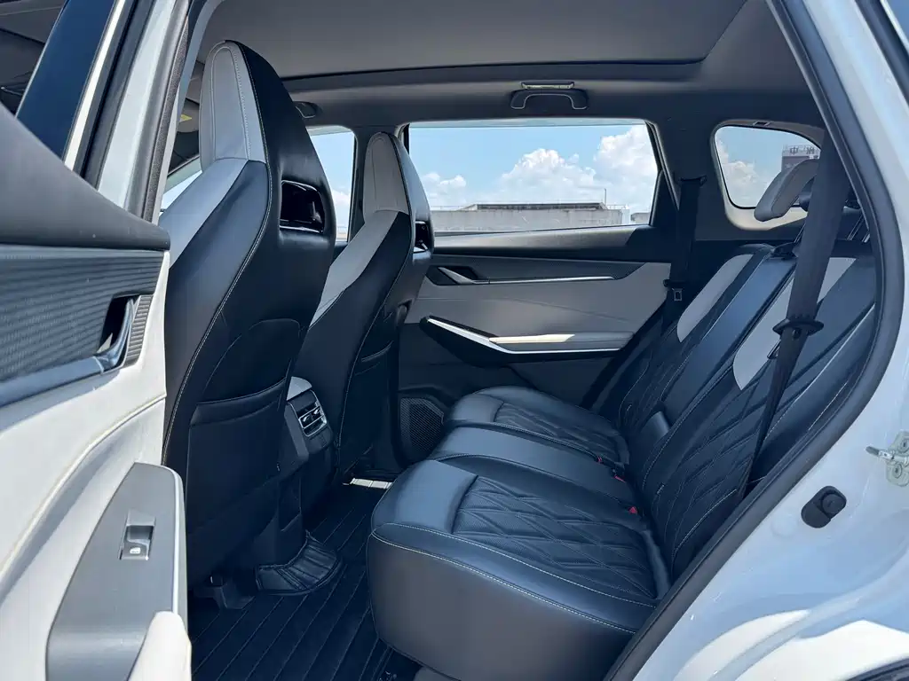 Changan CS75PLUS 2023 — фото 11