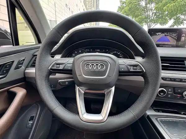 Audi Q7 2016