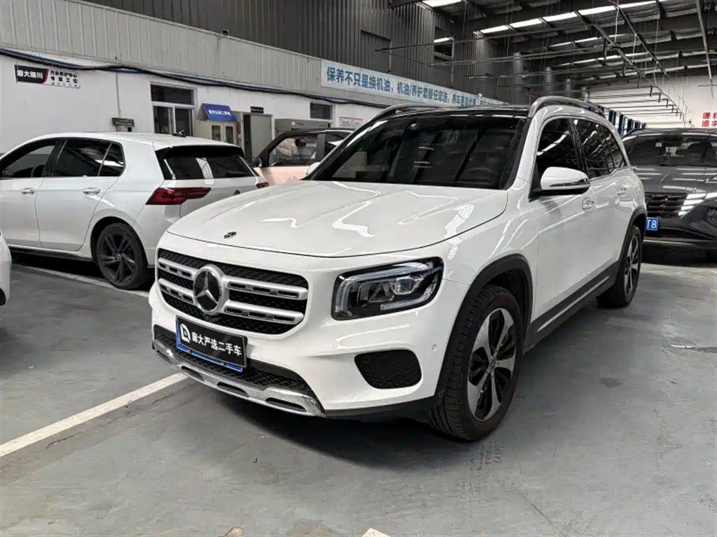 Mercedes-Benz GLB 2021