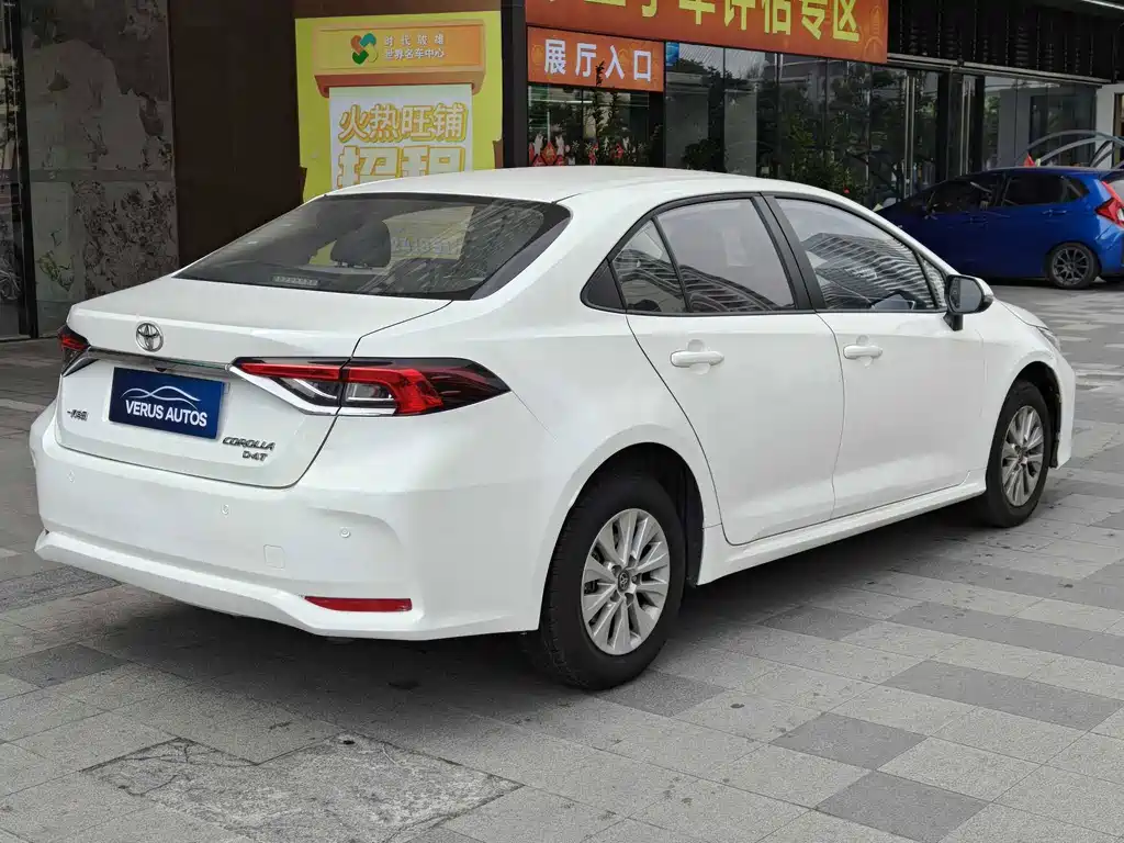 Toyota Corolla 2023 — фото 12