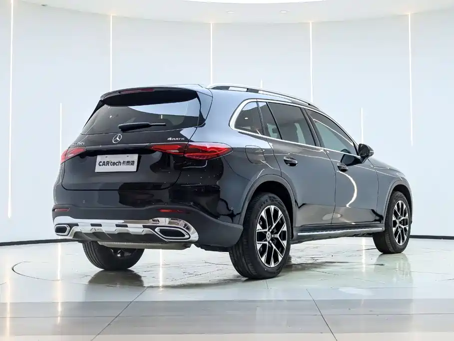 Mercedes-Benz GLC 2025