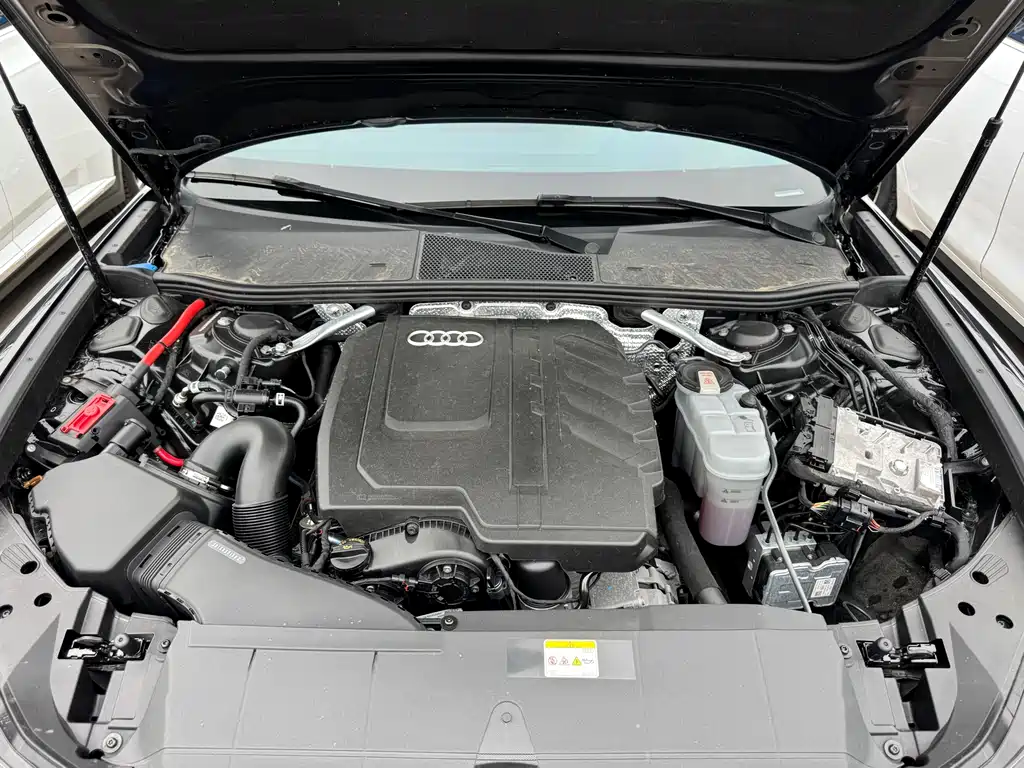 Audi A6L 2024 — фото 20