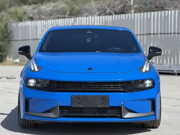 Lynk & Co 03 2022