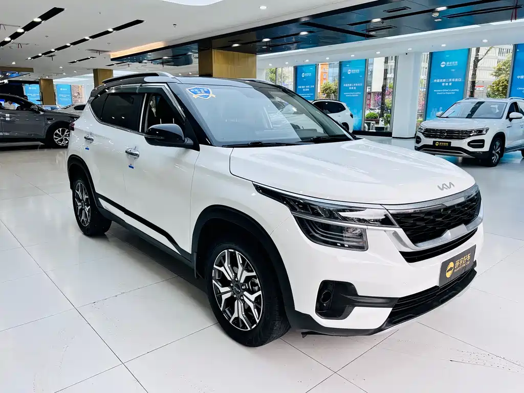 Kia KX3 2022 — фото 3
