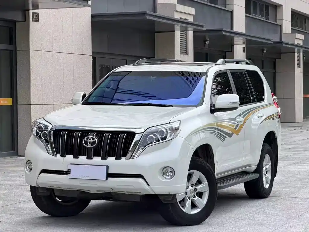 Toyota Prado 2016 — фото 1