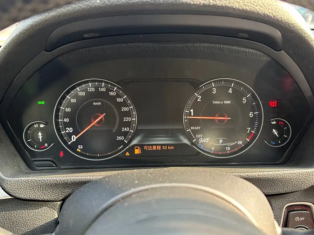 BMW 3 Series 2019 — фото 11