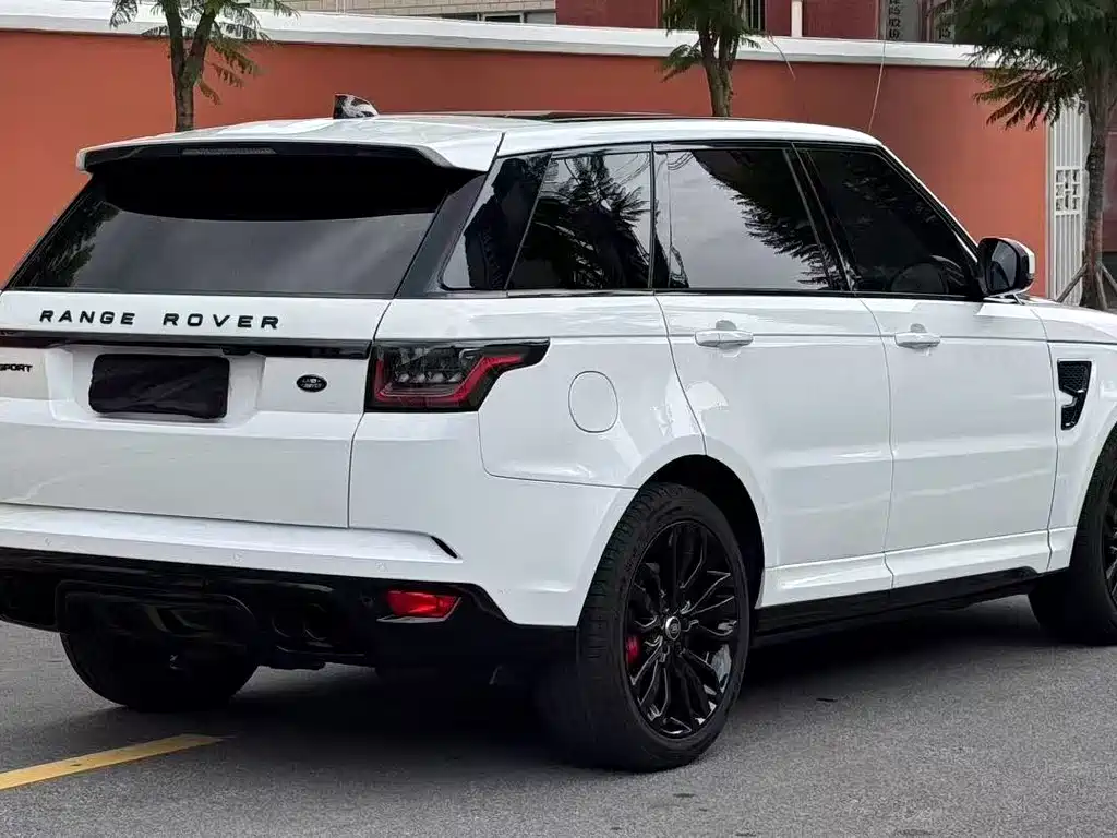 Land Rover Range Rover Sport 2017 — фото 2