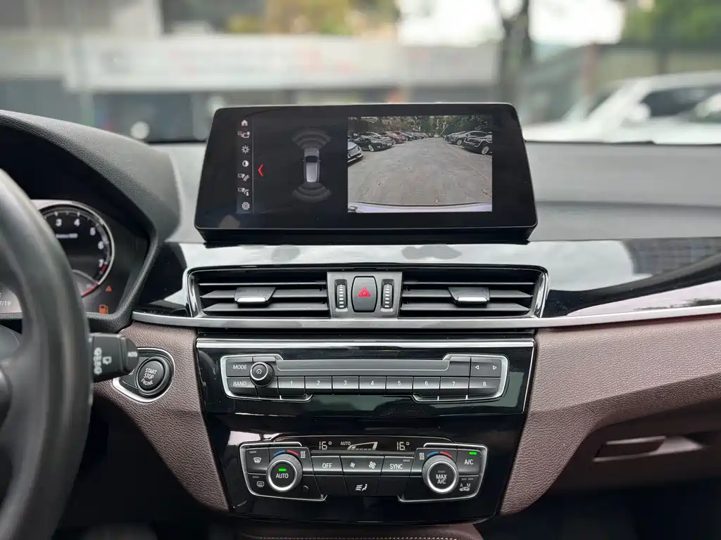 BMW X1 2022 — фото 14