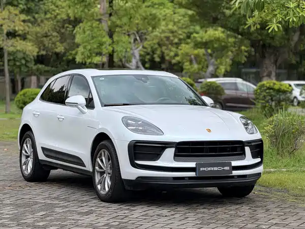 Porsche Macan 2023