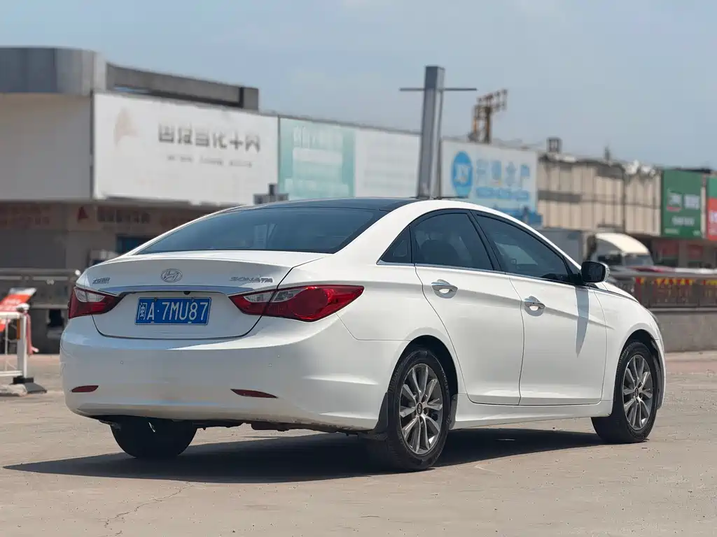 Hyundai Sonata 2014 — фото 9