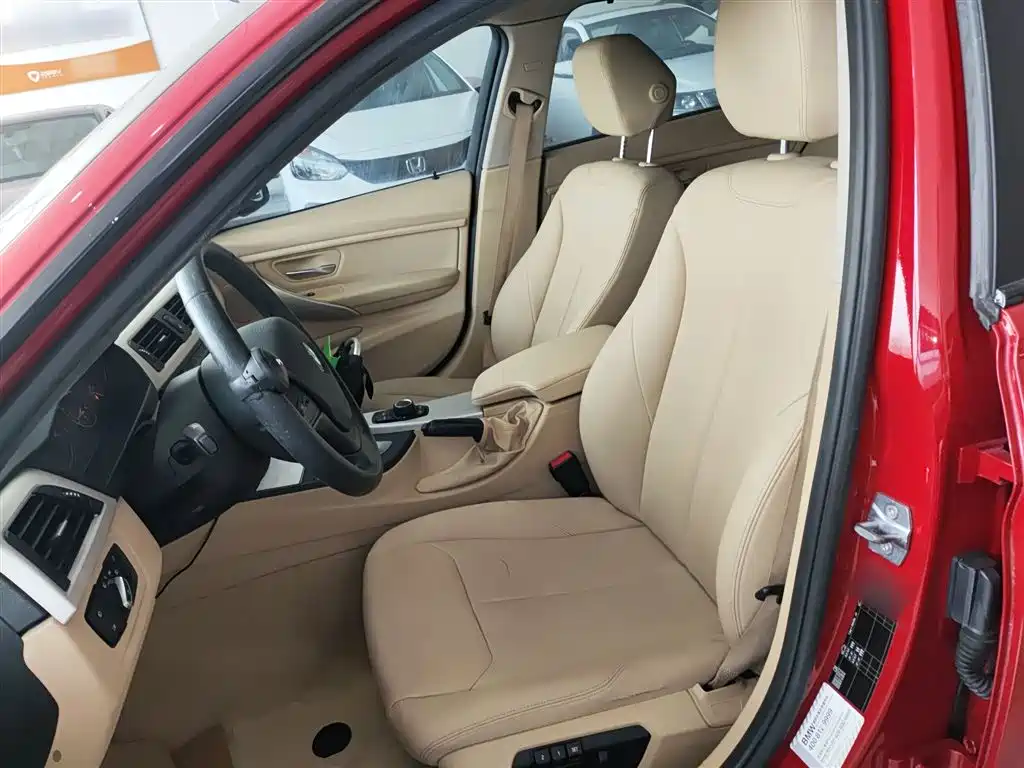 BMW 3 Series 2015 — фото 15