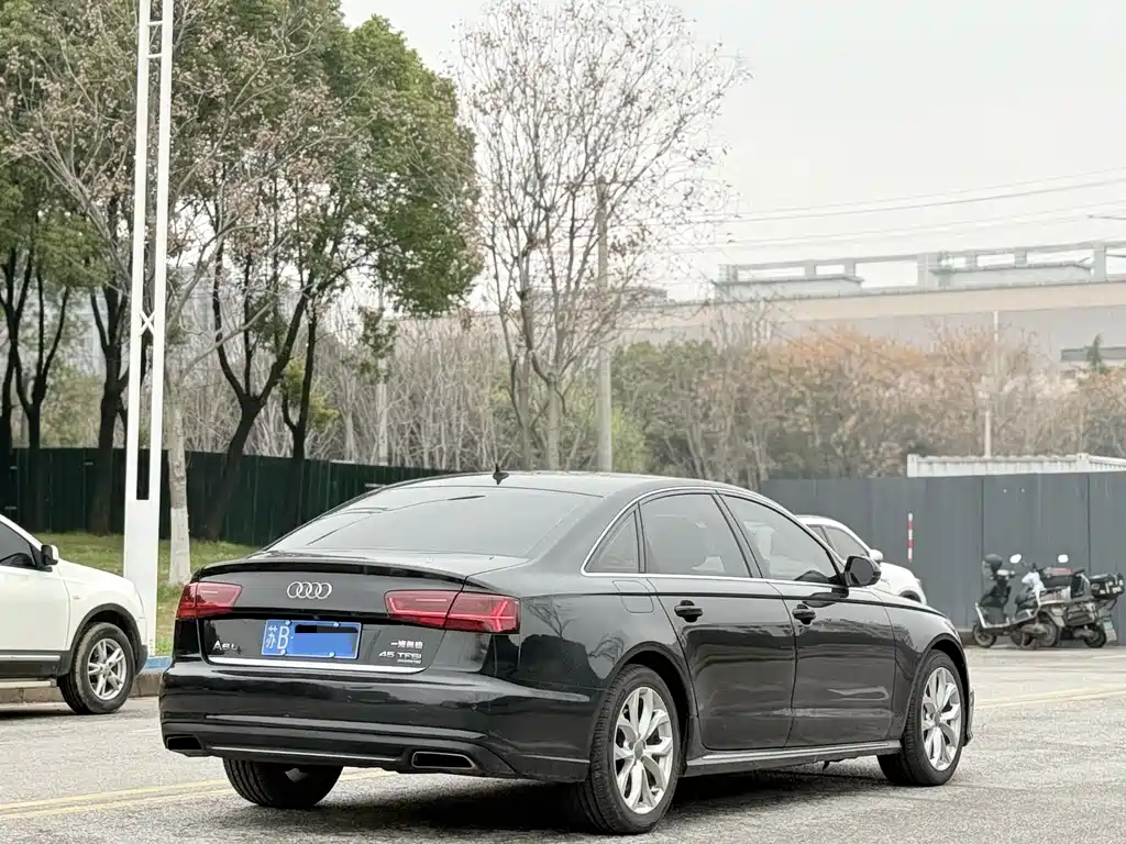 Audi A6L 2016 — фото 5