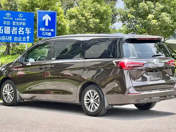 Buick GL8 2021