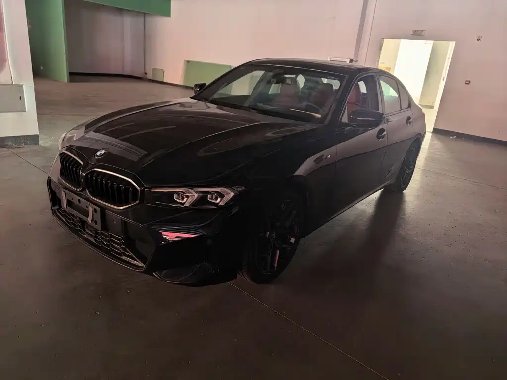 BMW 3 Series 2026 — фото 1