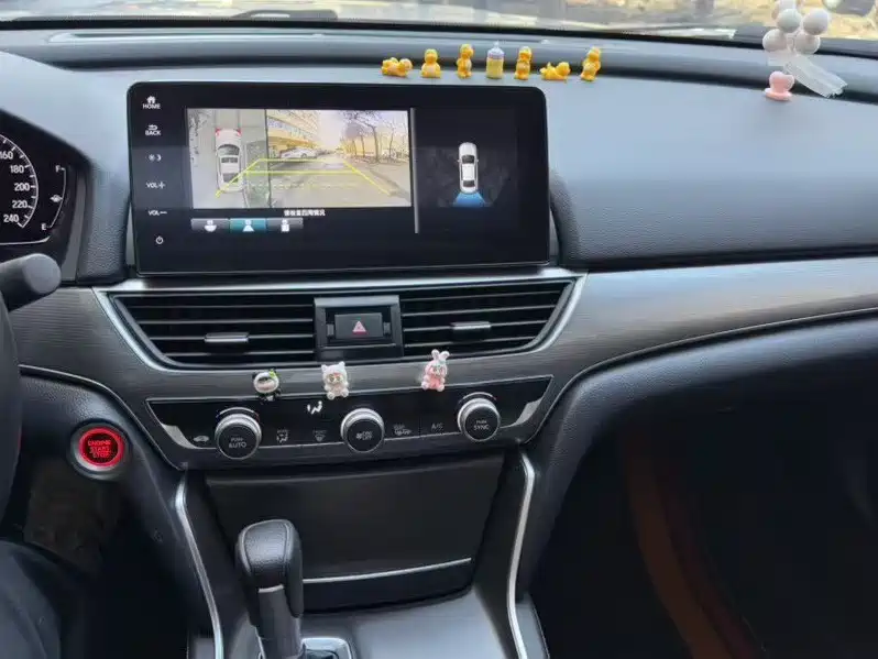Honda Accord 2022 — фото 12
