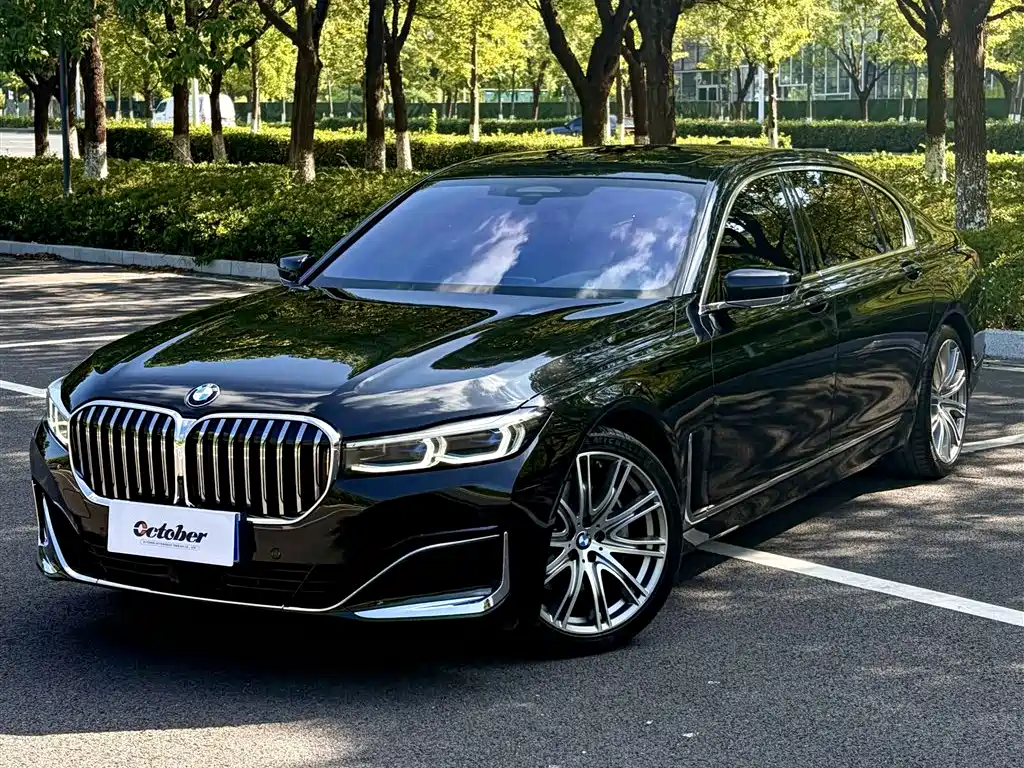 BMW 7 Series 2021 — фото 1