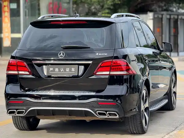Mercedes-Benz M-Class 2012