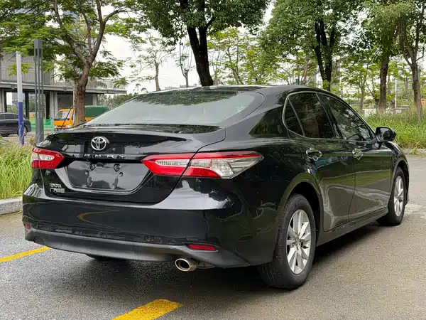 Toyota Camry 2019