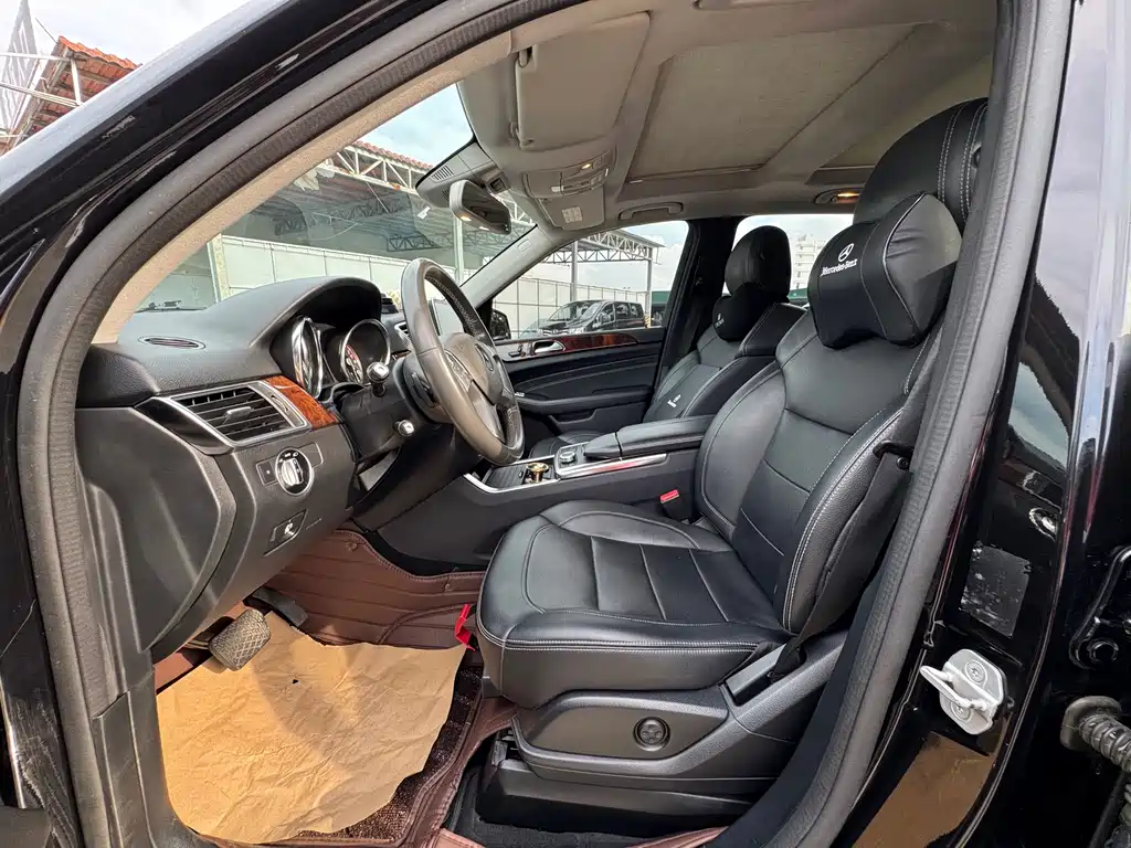 Mercedes-Benz M-Class 2013 — фото 11