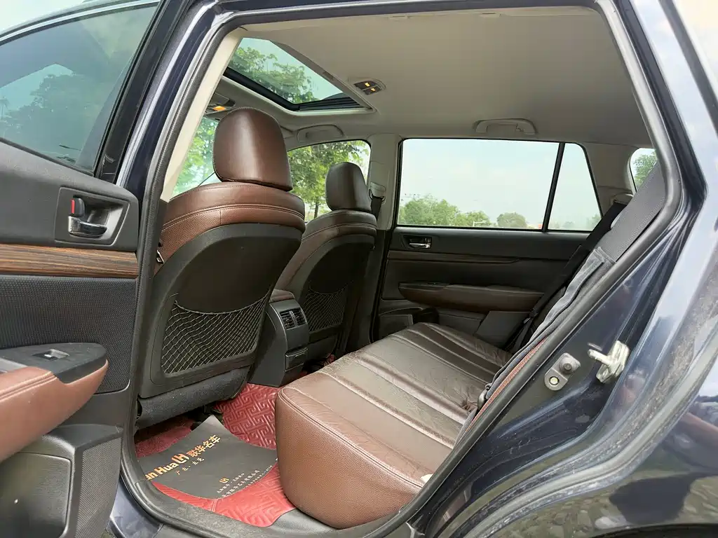 Subaru Outback 2014 — фото 19