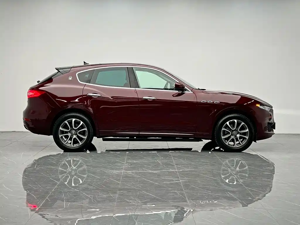 Maserati Levante 2018 — фото 7