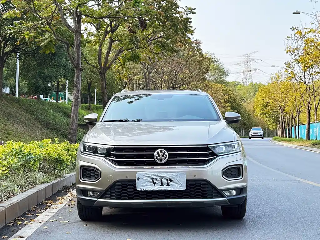 Volkswagen T-Roc 2019 — фото 2