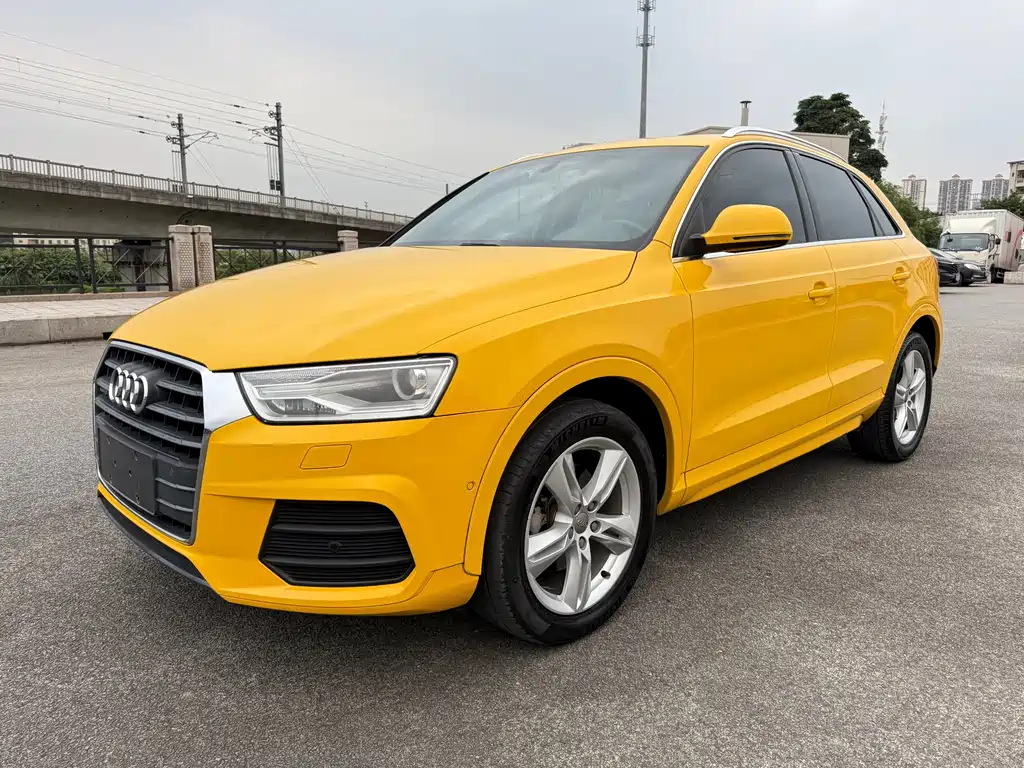 Audi Q3 2017 — фото 1