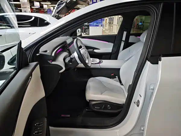 XPeng G7 2025