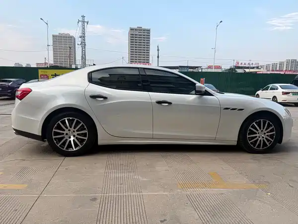 Maserati Ghibli 2014