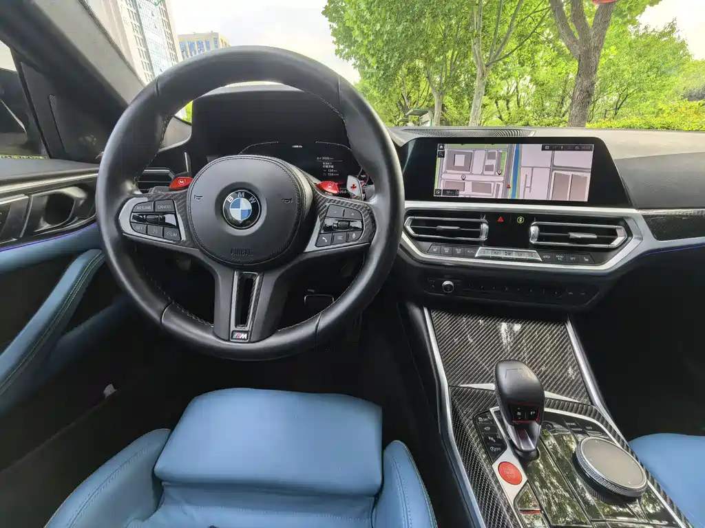 BMW M4 2023 — фото 12