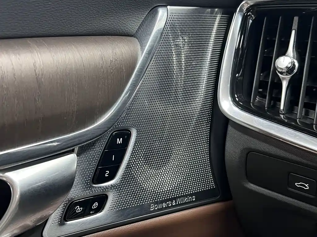Volvo S90 2023 — фото 38