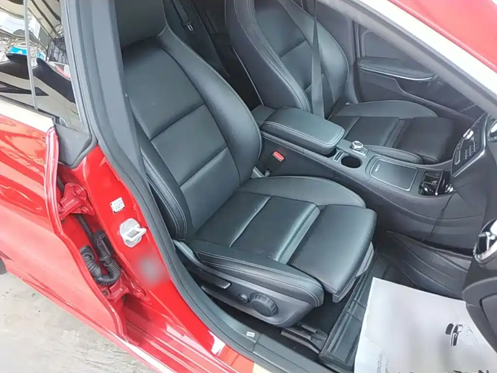 Mercedes-Benz CLA 2017 — фото 25