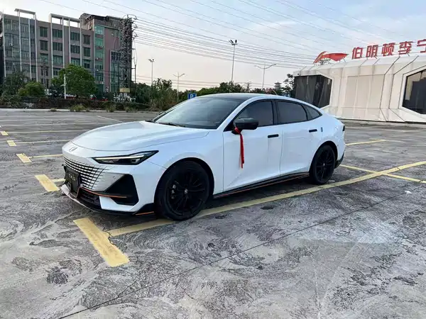Changan UNI-V 2024