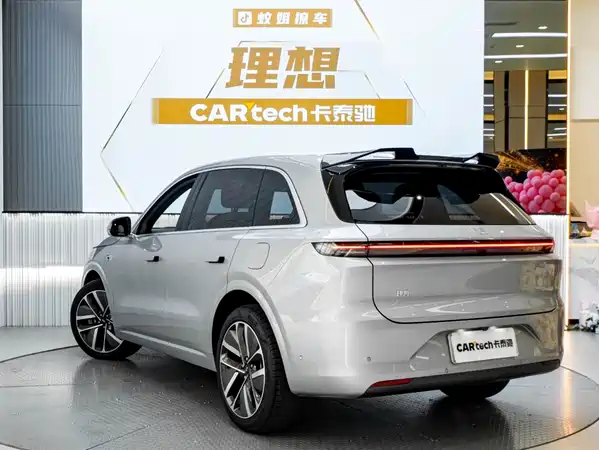 Li Auto L6 2024
