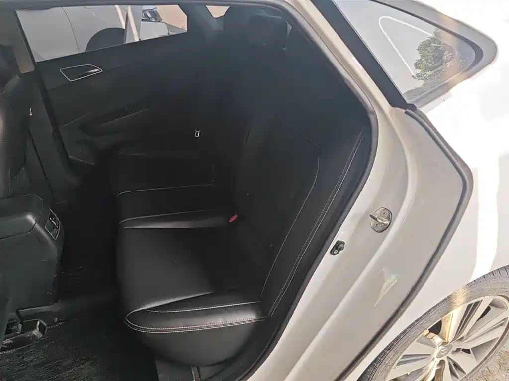 Hyundai Mistra 2016 — фото 13